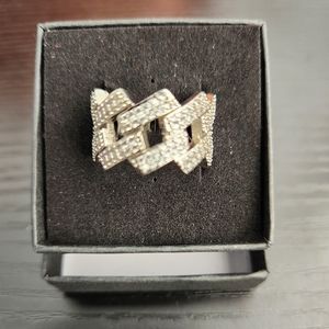 Moissanite 925 stearling silver ring size 8